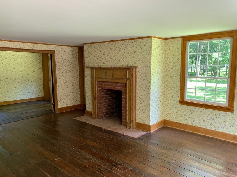 The dining area.