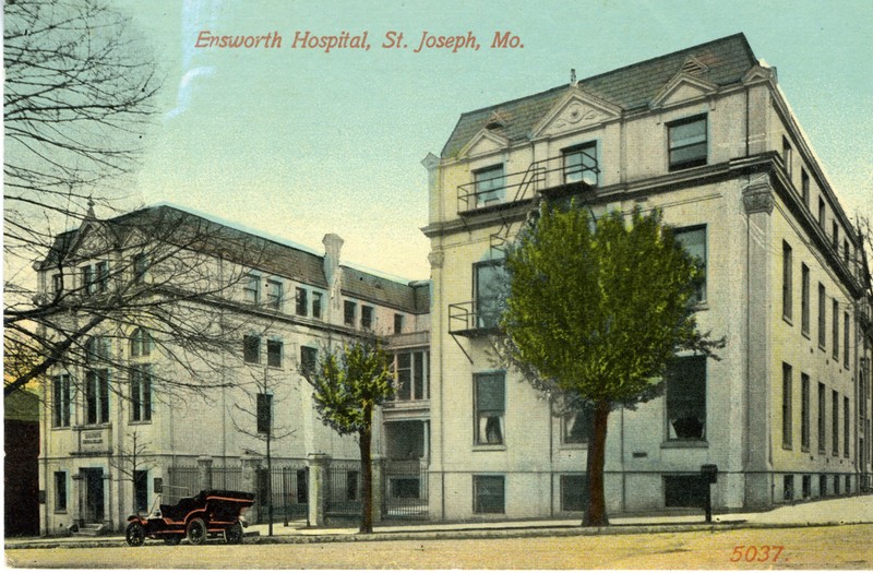 Postcard of the Ensworth Medical College.

Image provided by the St. Joseph Museums, Inc.