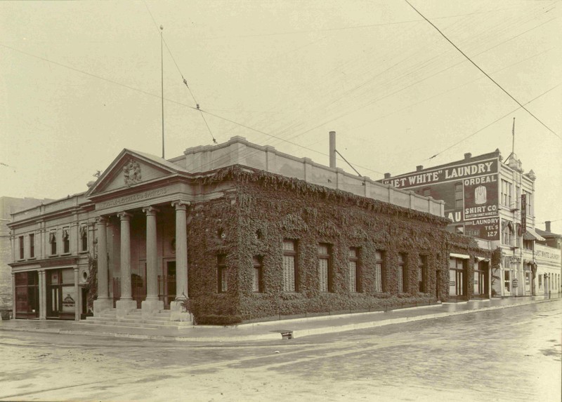 Photographer:  D.W. Luchsinger, St. Joseph, MO.
Image provided by the St. Joseph Museums, Inc.