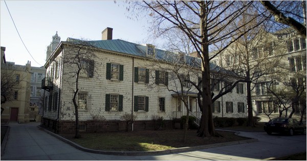 The original Erasmus Hall Academy, built in 1786