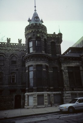 Detail of Blatz brewery, 1986. Photo credit: Wisconsin Historical Society