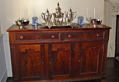 Inside Old Deery Inn