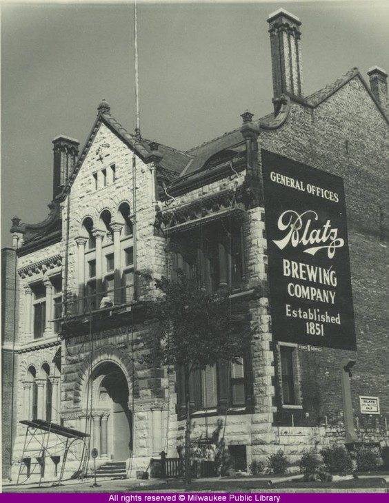 Blatz brewery offices prior to 1958. Photo credit: Milwaukee Public Libraries