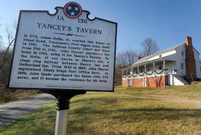 Yancey's Tavern with historical marker, 2012