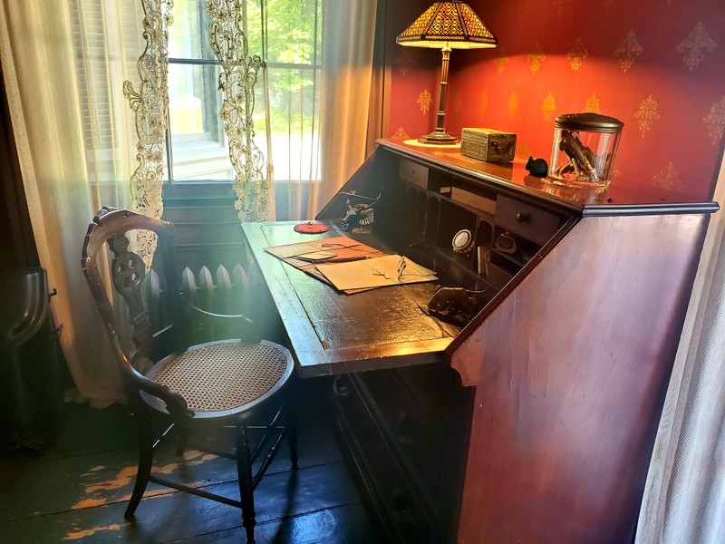 Table, Furniture, Window, Light