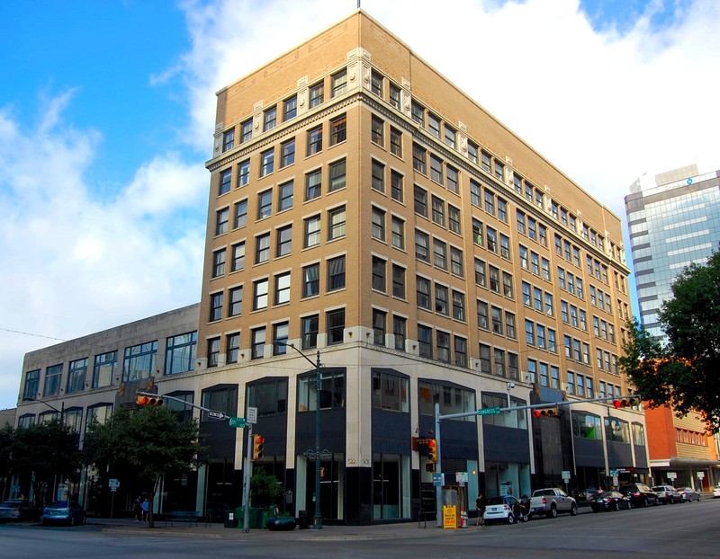 The Scarbrough Building on the corner of Sixth Street and Congress Avenue