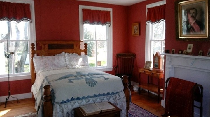 Senator Kirwan's bedroom.