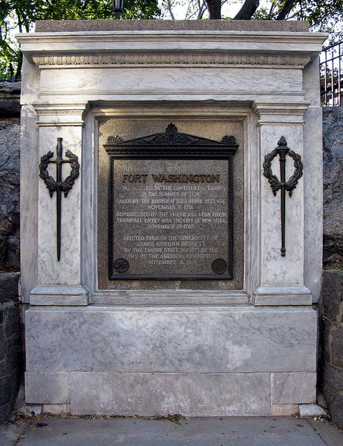 Tablet commemorating the location of Fort Washington