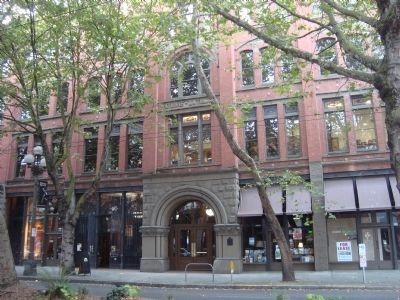 Photograph of the front of the Grand Central Hotel. 