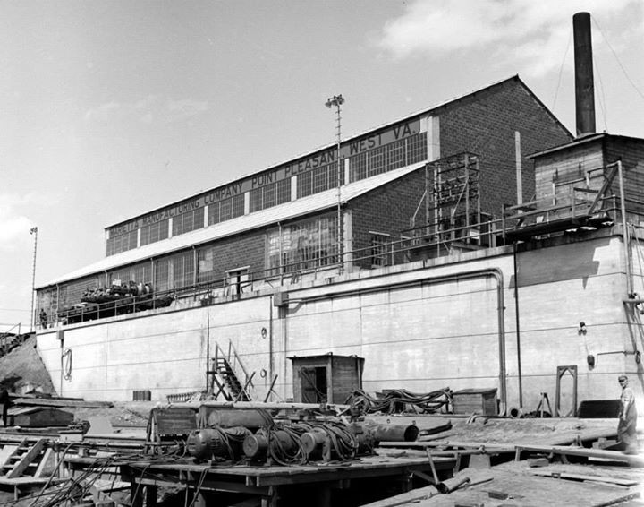 Marietta Manufacturing's primary facility on the banks of the Ohio River circa 1943. 