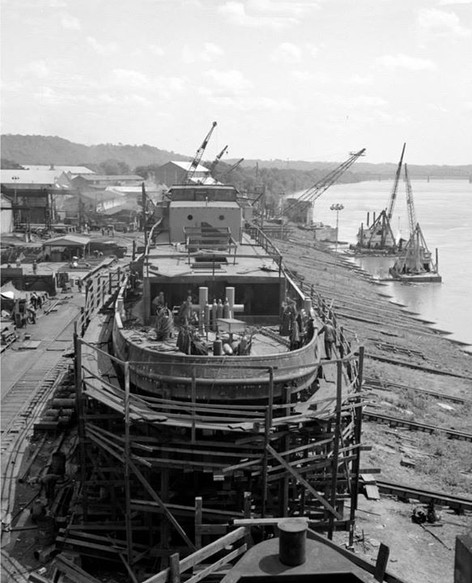 Fabrication of boat at Marietta Manufacturing during World War II.