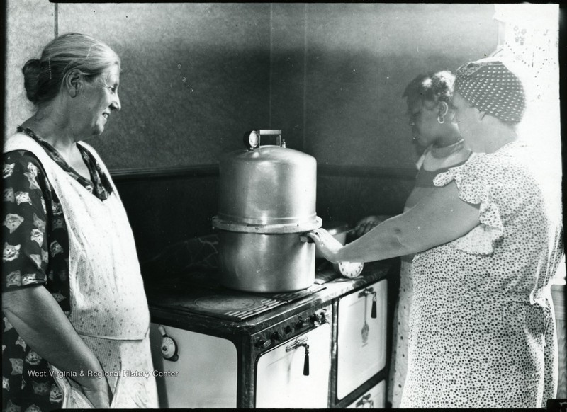 Black, Kitchen appliance, Kitchen, Black-and-white