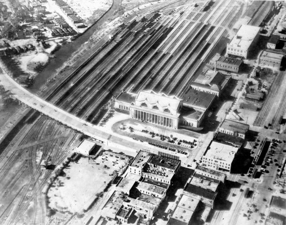 An aerial of the terminal and Railroad Row district during the 1920s.