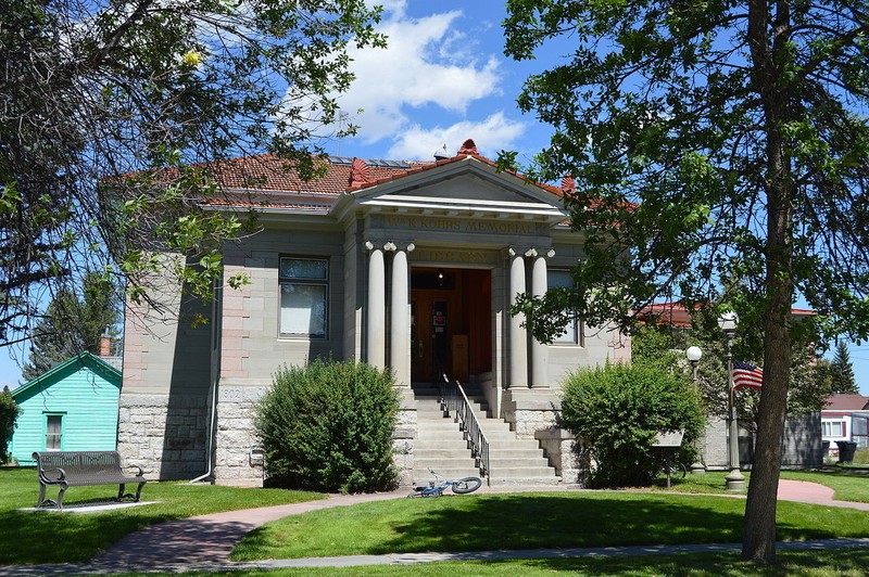 The William K. Kohrs Memorial Library was built in 1903.