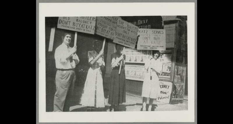 Civil Rights protesters outside of Katz Department Story