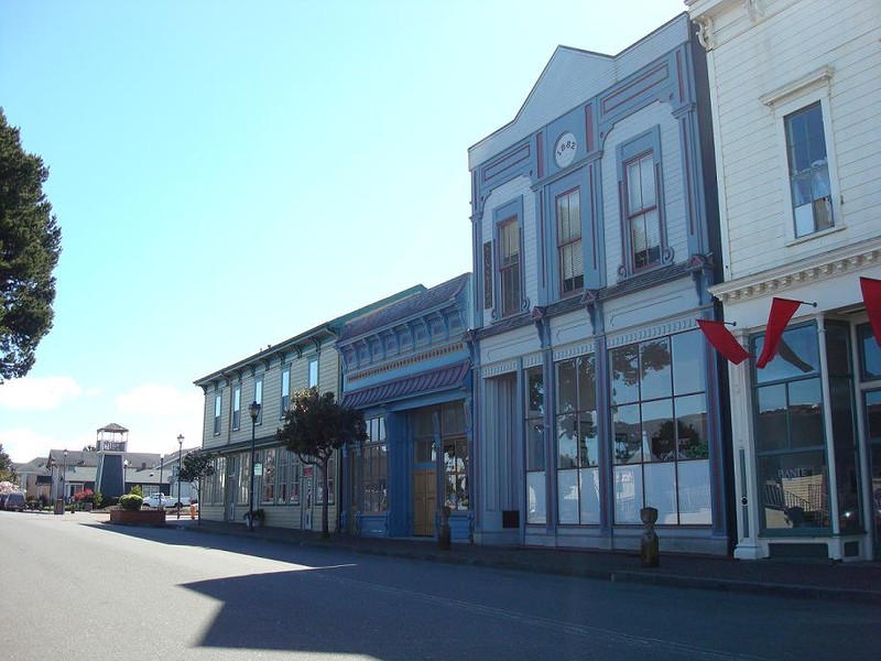 Eureka's original U.S. Post Office Building later became the "Sign Smith Building," owned by a local magician.