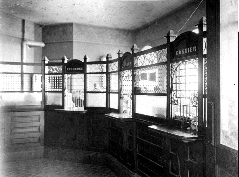 An interior photo of the tellers counter at the second home of Columbia Valley Bank.