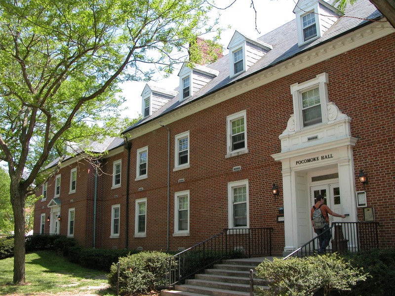 Entrance to Pocomoke Hall, 2004