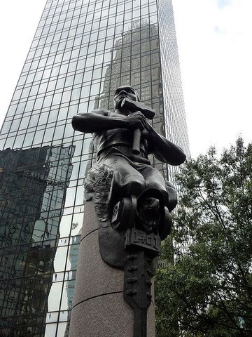 The statue representing transportation. 