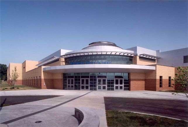 Vashon High School at its present location.