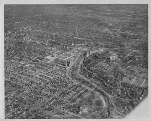 Brush Creek Plaza