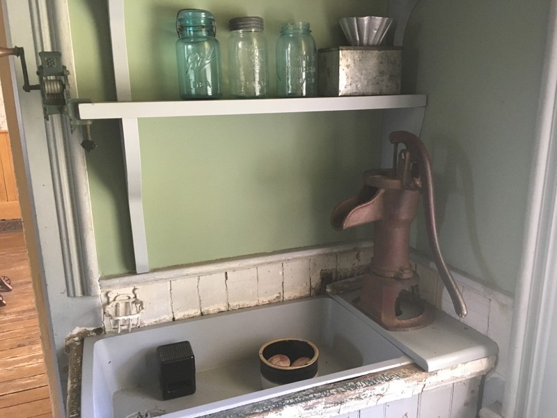 Kitchen sink