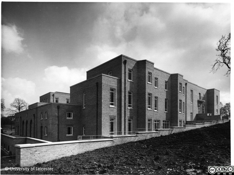 The Percy Gee Building after construction, 1960s