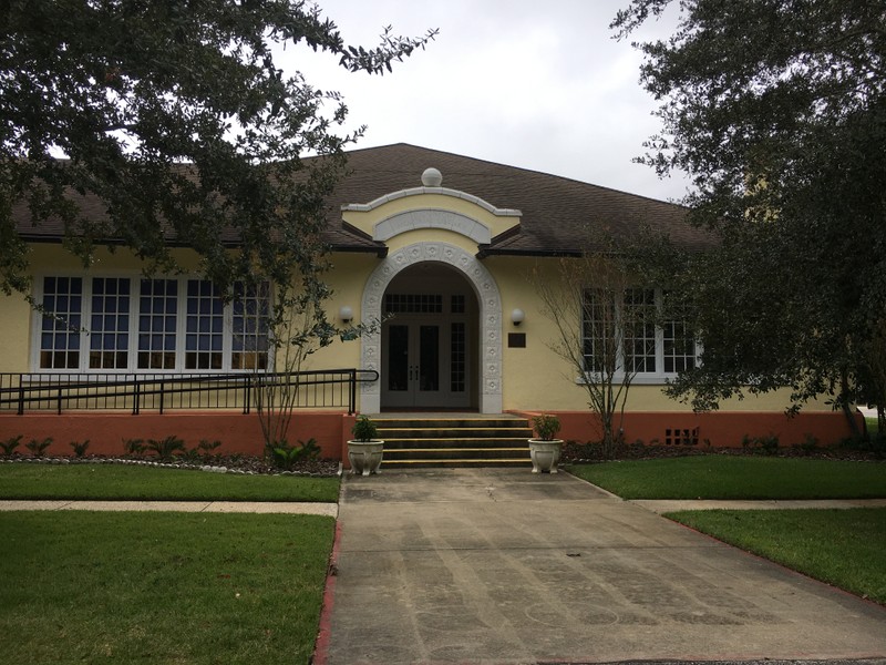 Melissa Dickinson Memorial Library (north facade)