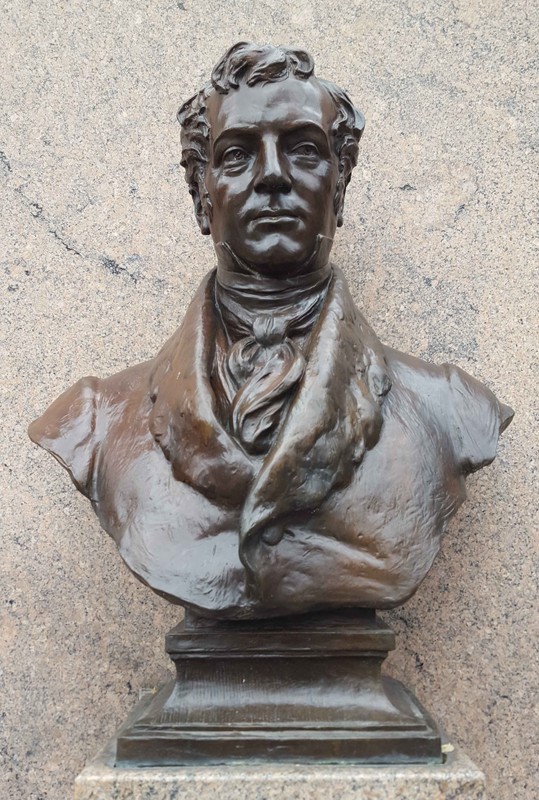 Bust of Washington Irving.