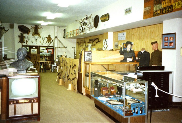 This is a picture of the enterance of the museum.