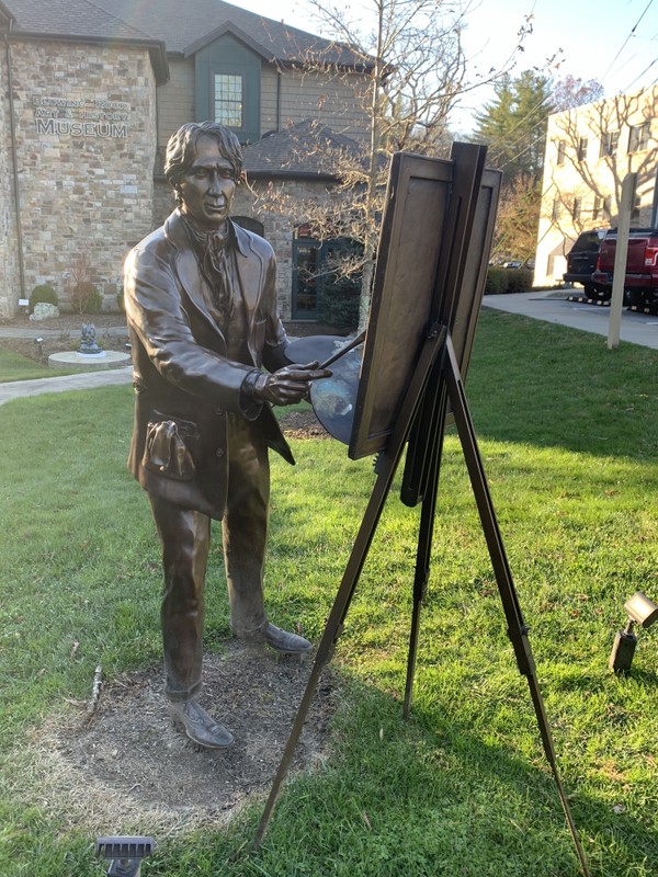 “Elliott Daingerfield en plein air”, bronze sculpture by Brenda Mauney Councill.