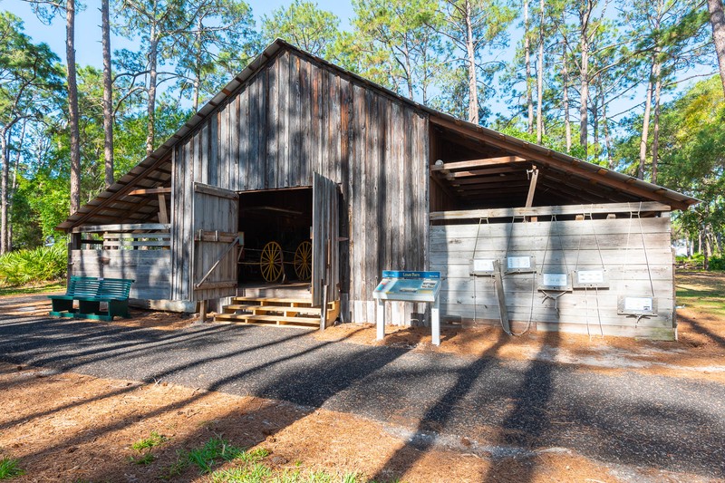 Lowe Barn