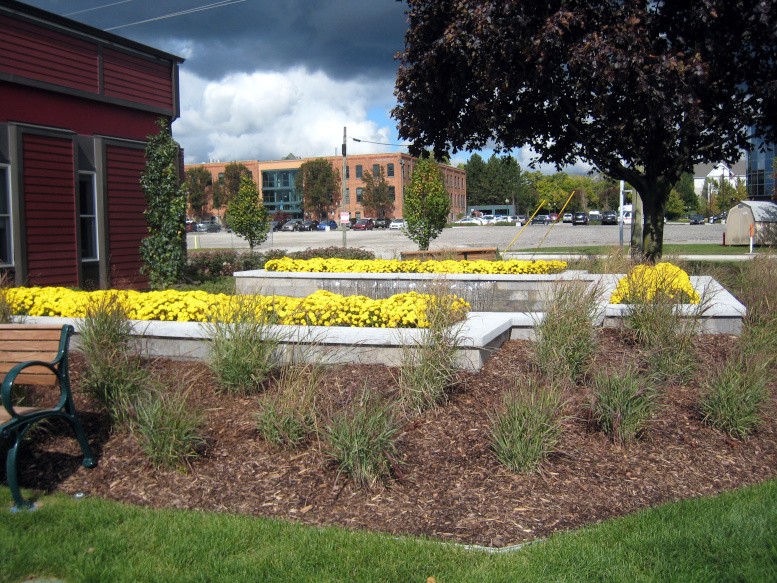 Heroes Point Park and Garden, looking north, 2020
