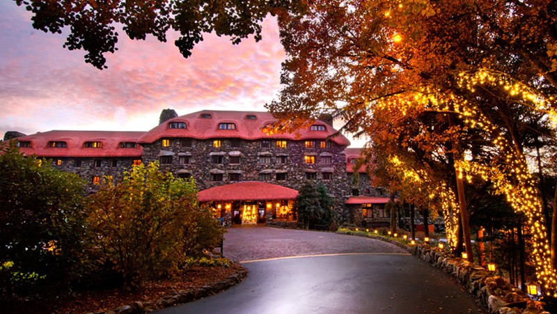 The exterior of the Omni Grove Park Inn.