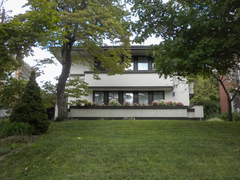 Ziegler House designed by Frank Lloyd Wright.  Photo by Cristina Carbone of SAH Archipedia 