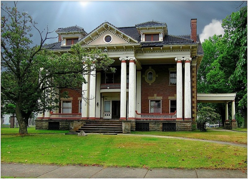 George J. Renner Jr. House as it stands now.