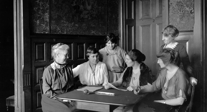 Table, Photograph, White, Black