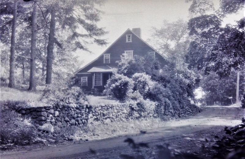 Caption: The Dickerman house located on the north side of Mt. Carmel Avenue in its original location. The photo was taken sometime between 1926 and 1927. 