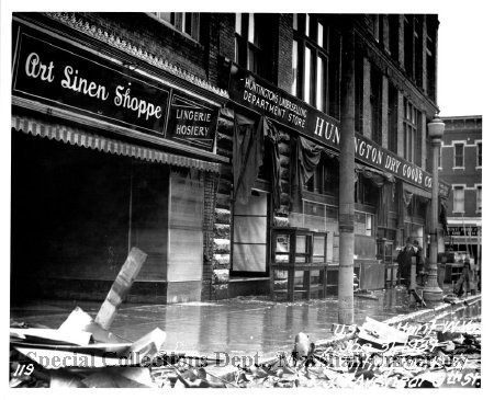 Huntington Dry Goods during the Flood of 1937