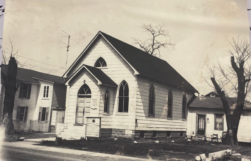 The St. Mathew African Union Methodist Protestant Church provided extra space when the school began to experience overcrowding. The church held assemblies and club meetings.