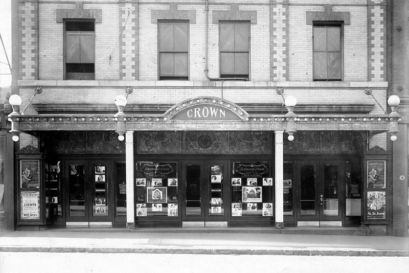 Building, Window, Door, Black-and-white