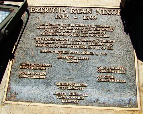 Font, Commemorative plaque, Landmark, Wood