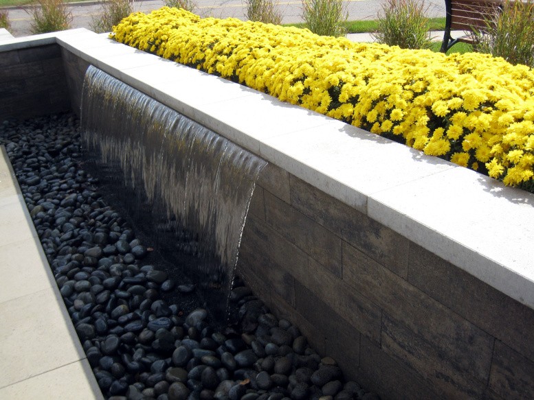 Heroes Point Park and Garden, waterfall feature, 2020