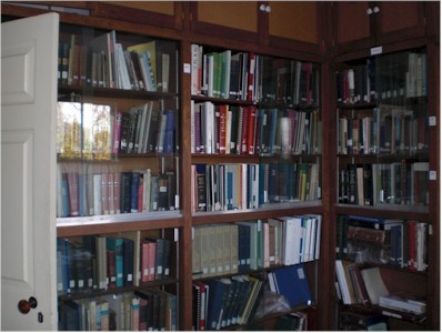 The Lester Mohr Library