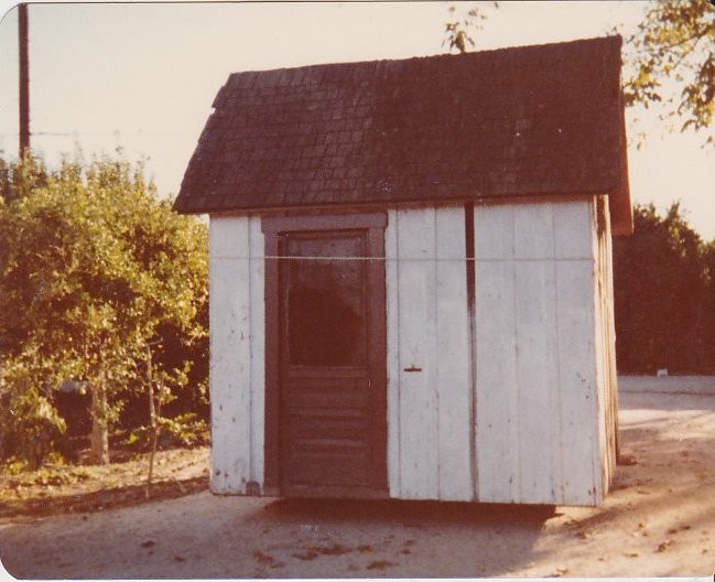 Bardsdale Post Office before it was donated to the Museum