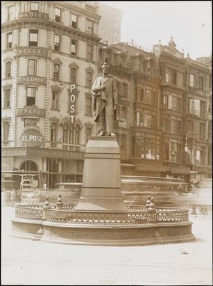 Architecture, Sculpture, Landmark, Facade