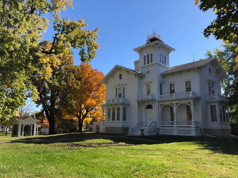 Galloway House in the fall