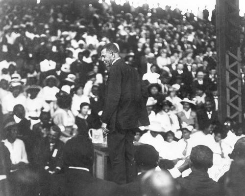 Booker T. Washington on his last southern tour in Louisiana, 1915