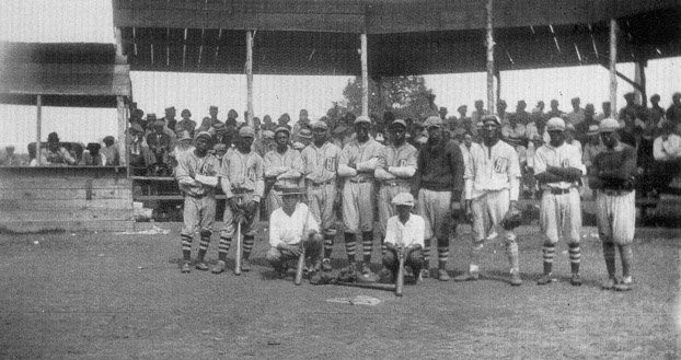 The Buxton Wonders barnstormed throughout Iowa communities, defeating many of the local teams in addition to recording one of the few victories over the Chicago Union Giants. 