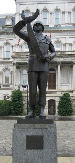 Photo of Black Soldier Statue in current location